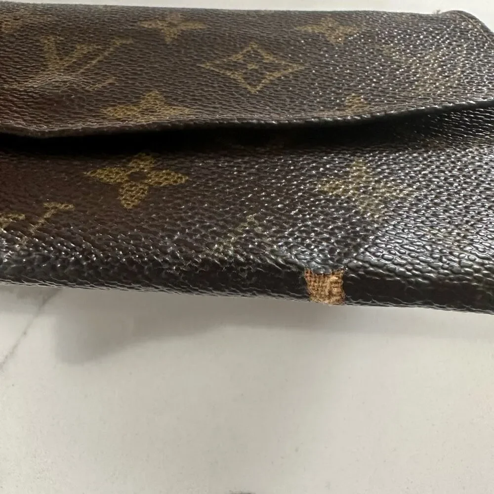 Vintage Louis Vuitton Monogram Sarah Wallet - Picture 10 of 14